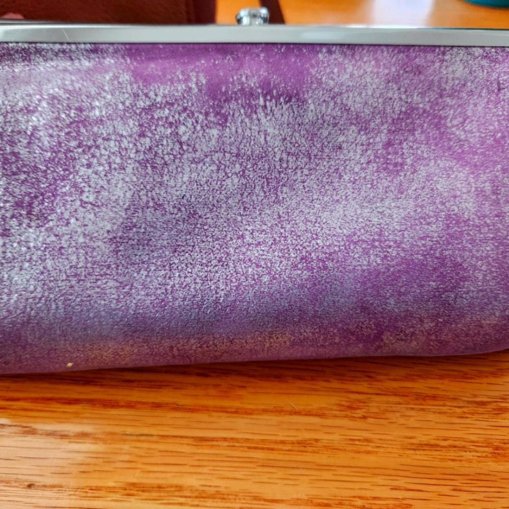 Hobo Lauren Clutch